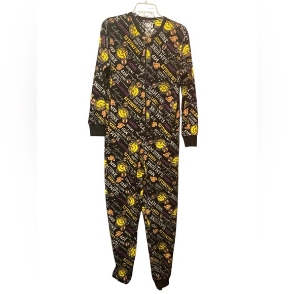 Los Angeles Lakers themed, full-body, printed, black and yellow pajama onesie. - Picture 1 of 6